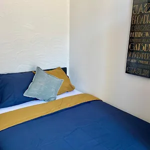 Appartement L'univers Du Possible / Parking / Centre à 100 M, Avignon