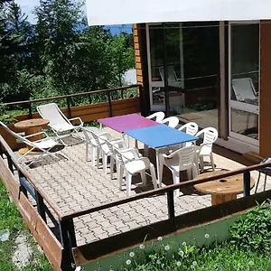https://chamrousse-1750-appartement-tout-confort-10-couchages.hotels-rhonealpes.com