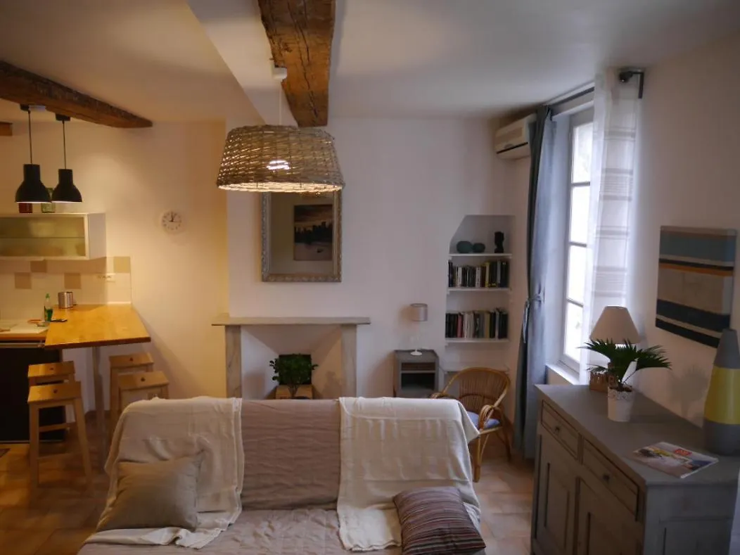 Centre Ville, Confortable Appartement 60M2 contacts
