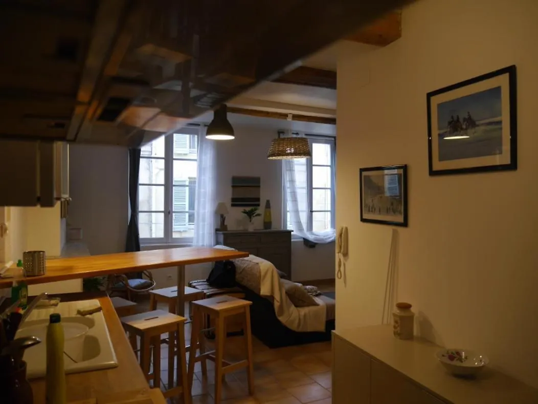 Centre Ville, Confortable Appartement 60M2 Avignon 0*,